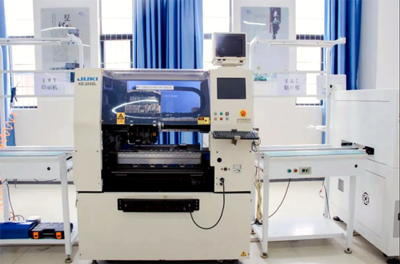 泰和中專2021年秋季招生啟動(dòng)，電子產(chǎn)品維修安裝專業(yè)550個(gè)學(xué)位虛位以待